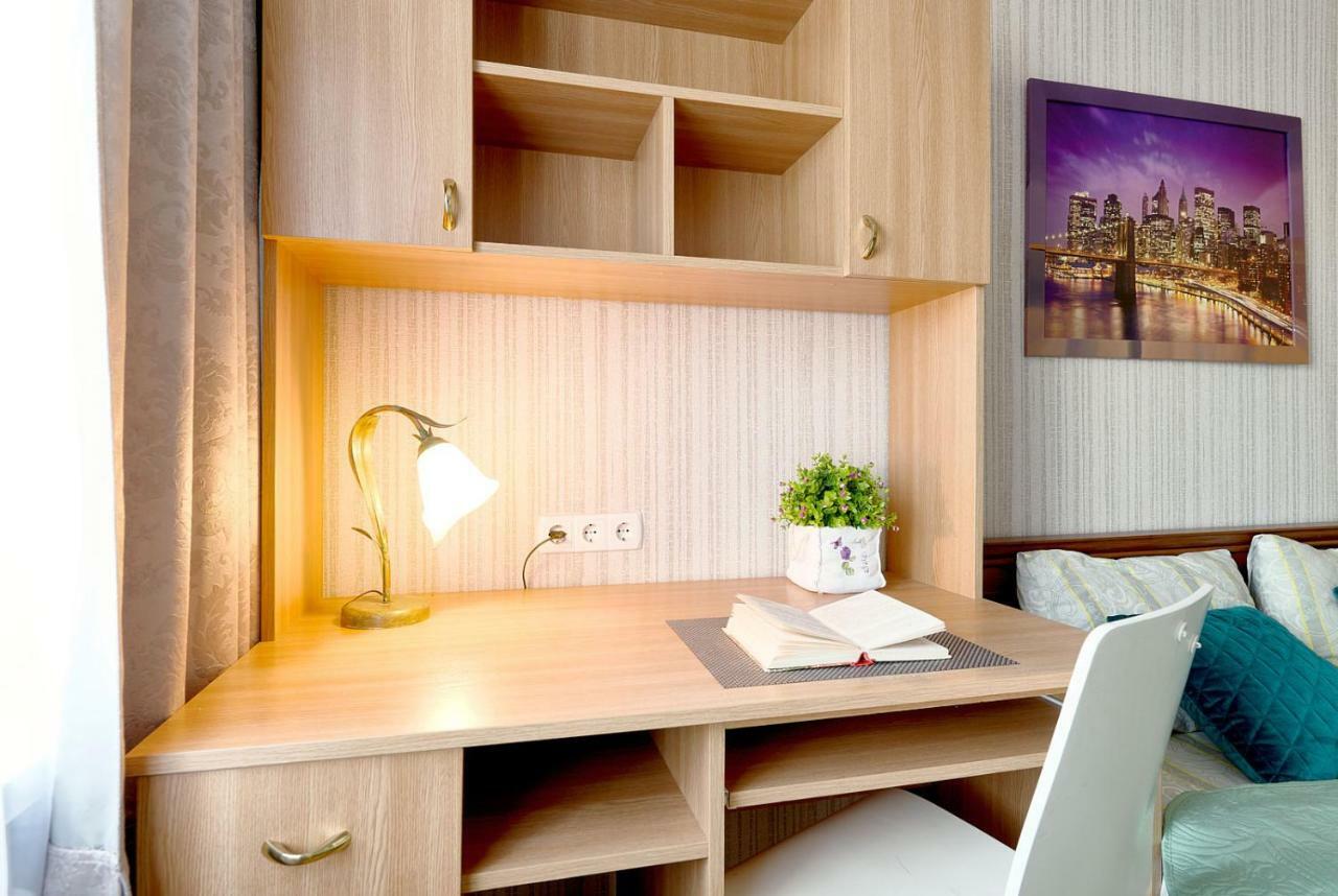 L3-82 Main Street- Modern New Three 3 Separate 3Bedrooms 100 M2 - Central Location, Metro Palace Of Sports - Gulliver Mall, Arena City Kiev Eksteriør billede